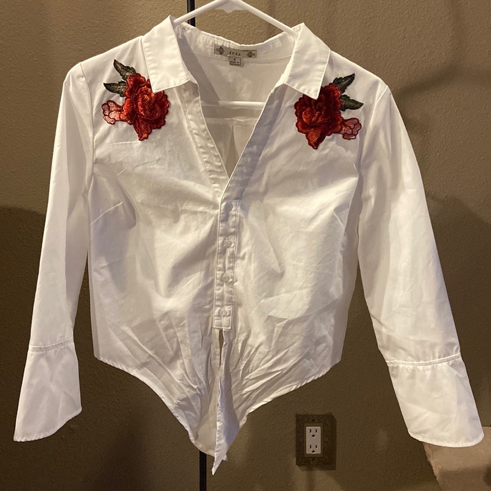 Iris, White, embroidered button-up